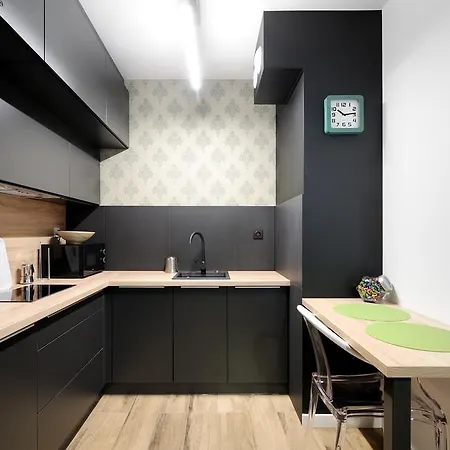 Bagatela Apartment *