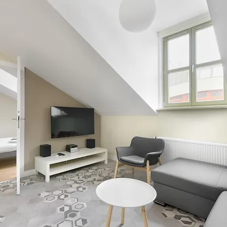 Bagatela Apartment *